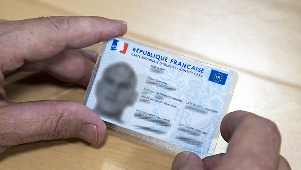 La carte d'identité numérique et l'appli France Identité retardées par un  bug