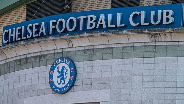 Football : Roman Abramovitch cède Chelsea pour près de 5 milliards d’euros