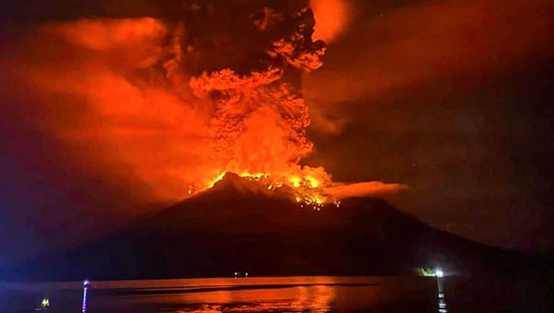 Eruption volcanique - Indonésie - Avril 2024