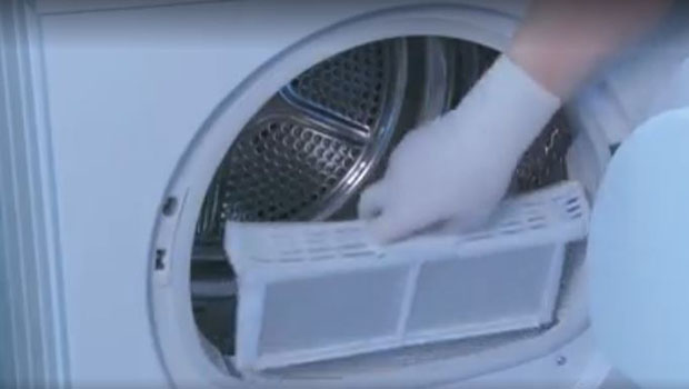 Comment nettoyer les filtres d'un sèche-linge ? 