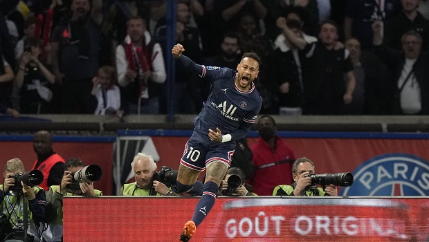 Ligue 1 : le Paris Saint-Germain est champion de France, un 10e