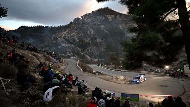 Rallye Monte-Carlo : un pilote surprend un couple en plein ébat - Janvier 2023