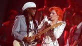 Grammy Awards 2016 : quand Lady Gaga se métamorphose en David Bowie