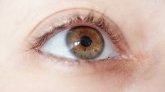 Comment prendre soin des contours de vos yeux ?