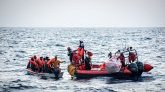 Les garde-côtes italiens mobilisés pour secourir des milliers de migrants en mer Méditerranée
